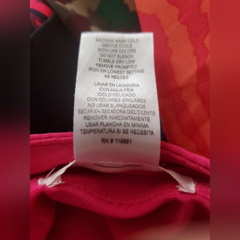 Free to luv Women's Hot Pink Shirt - Picture 6 of 6